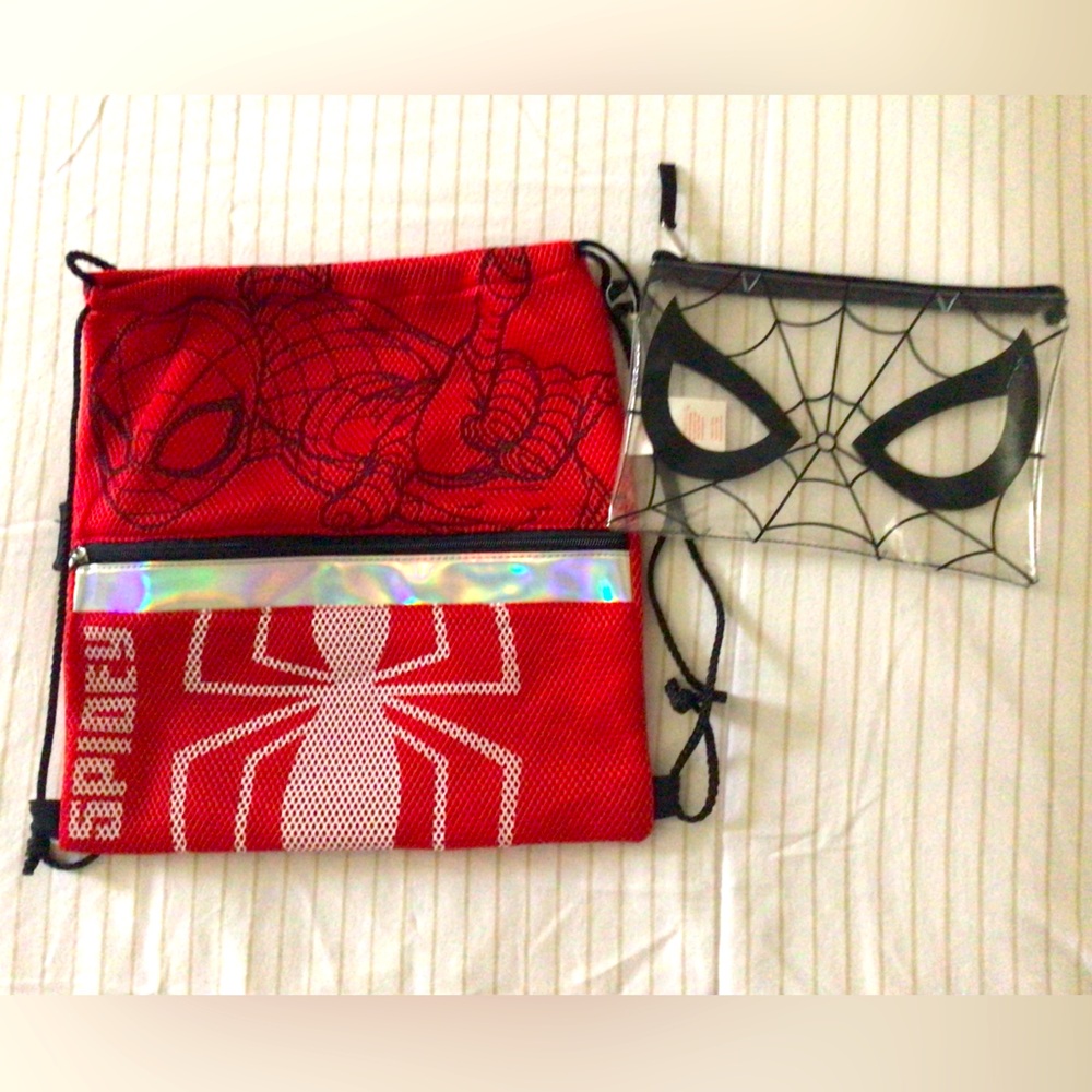 Spider-Man draw string bag with clear zippered bag